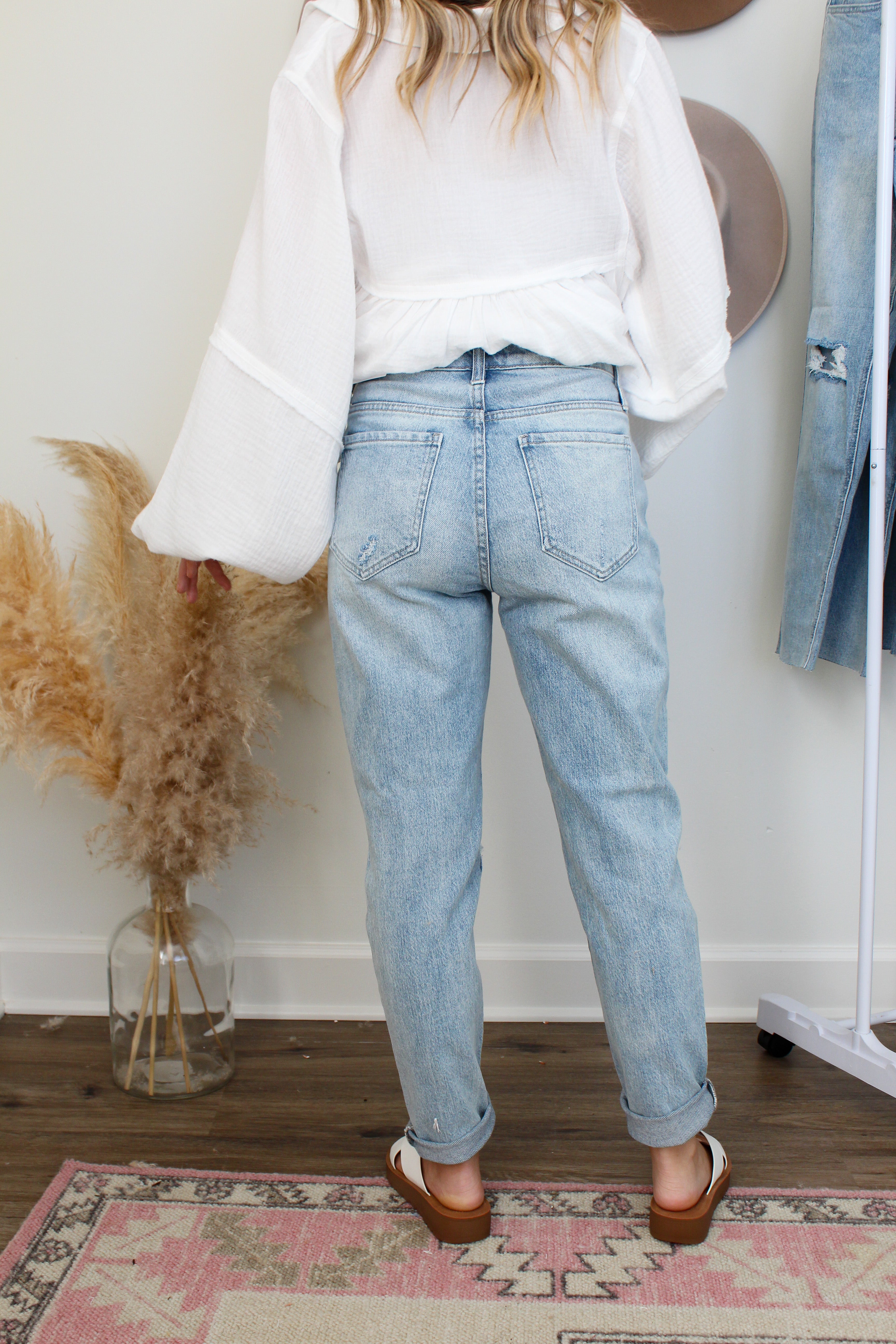 Distressed Knee High Rise Mom Jeans